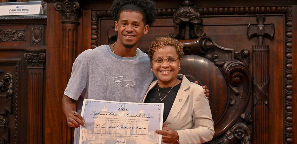 Laborative Dance Studio foi um dos homenageados com o diploma