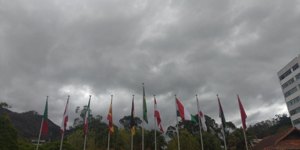 Centro de Nova Friburgo na tarde desta terça-feira, 17