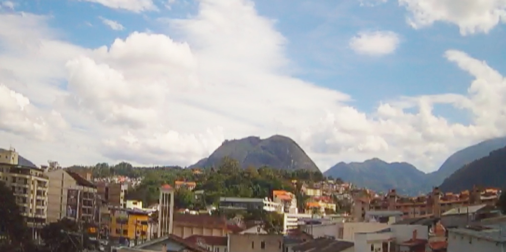 Verão começa com risco de chuvas intensas em Nova Friburgo e Teresópolis, segundo Inmet