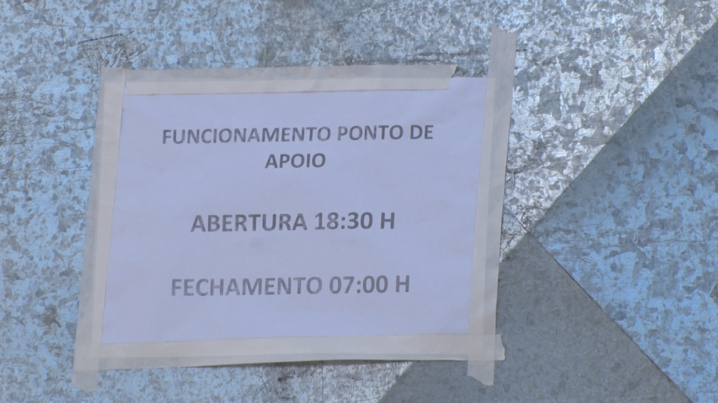 O horário que os usuários devem chegar ao local é das 18h30 às 20h30