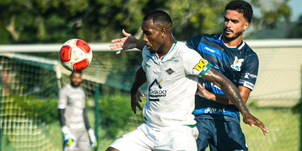 Cabofriense leva a melhor e vence o Araruama no clássico da Região dos Lagos