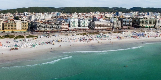 Ocupação hoteleira pode ultrapassar 90% em cidades da Região dos Lagos do Rio durante o feriadão