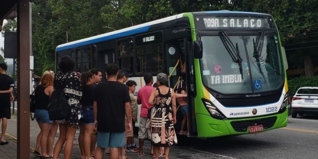 Domingo de Carnaval terá 'Tarifa Zero' e horários extras de ônibus para atender os foliões em Teresópolis