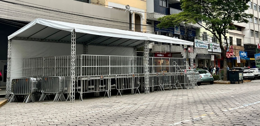 Desfile cívico-militar e Concerto da Independência celebram o 7 de setembro em Nova Friburgo