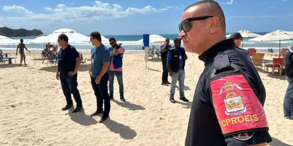 Agentes atuam na cidade com maior efetivo para garantir organização durante o verão